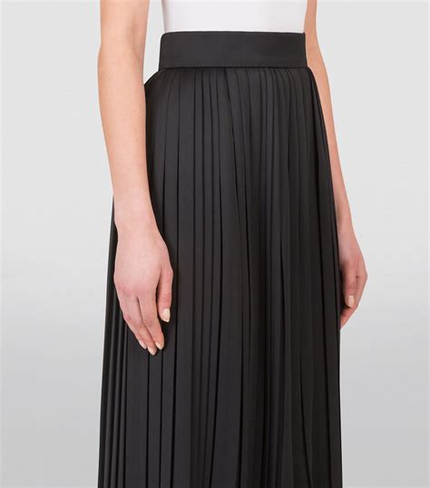 dolce and gabbana pleated skirt